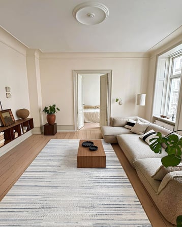 Gri Soyut Desenli Modern Salon Halısı Kaymaz Tabanlı Dijital Baskı