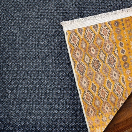 Hardal Sarısı Geometrik Desenli Kaymaz Taban Salon Halısı Koridor
