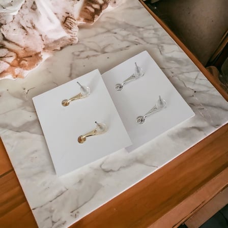 EN-CAG Şık İncilli Damla Çelik Küpe - Kararmaz, Antialerjik -Yeni Moda Gold Kaplama BSS