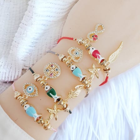 EN-CAG Ayarlanabilir Kordonlu Kararmaz Altın Kaplama Bayan Bileklik - Balık, Sonsuzluk ve Yaprak Charm Detaylı Moda Bileklik - Pembe Rekli BSS