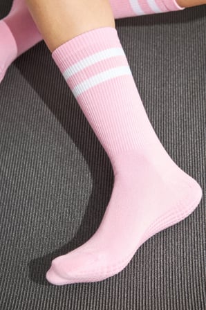 Bambu Kadın Pembe Kaydırmaz Taban Silikon Baskı Yoga Fitness Pilates Bale Dans Tenis Çorabı 3'lü