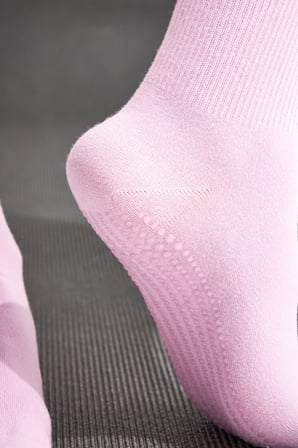 Bambu Kadın Lila Kaydırmaz Taban Silikon Baskı Yoga Fitness Pilates Bale Dans Tenis Çorabı 3'lü