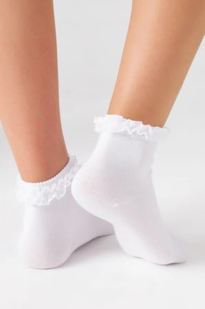 Bambu Kadın Beyaz Yarım Konç Dantelli Dikişsiz Beyaz Çorap 3Lü Paket