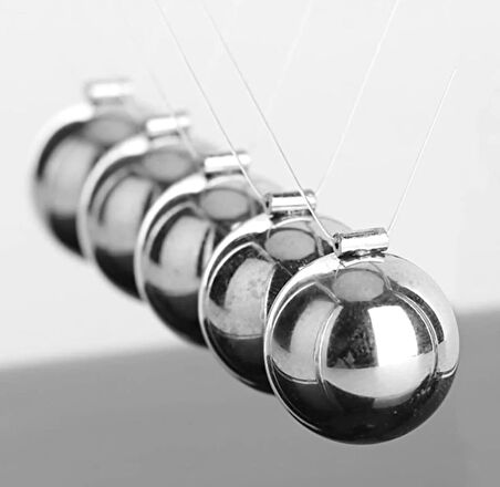 Newton Denge Topu Metal Masaüstü Stres Azaltıcı Dekoratif Bilimsel Ofis Oyuncağı