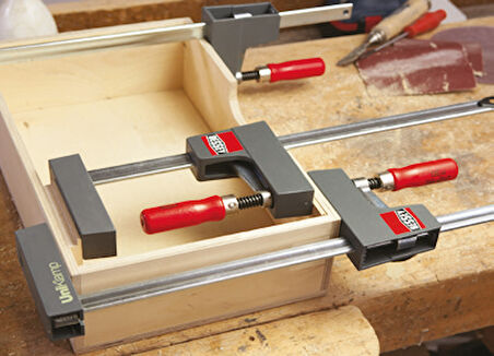 Bessey BESUK16 160mm  Geniş Yüzeyli Universal İşkence