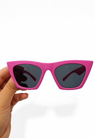 Kids Güneş Gözlüğü Fuşya Çekik Çerçeve UV 400 Korumalı CE Belgeli Çocuk Güneş Gözlüğü