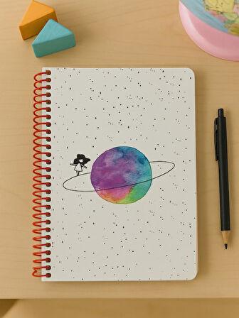 Satürn Kız Tasarımlı Spiralli Kareli Defter – 80 Yaprak, 160 Sayfa (18 x 24 cm)