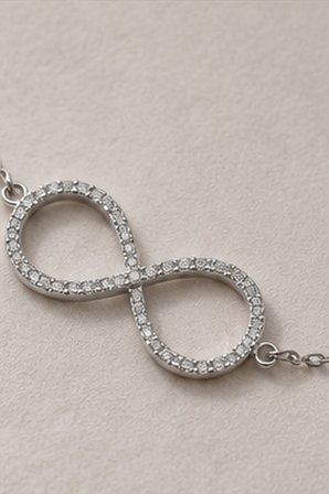 Balenbi Jewelry Kadın Taşlı Sonsuzluk Figürlü Kararmaz Çelik Bileklik Gümüş Ren 1126