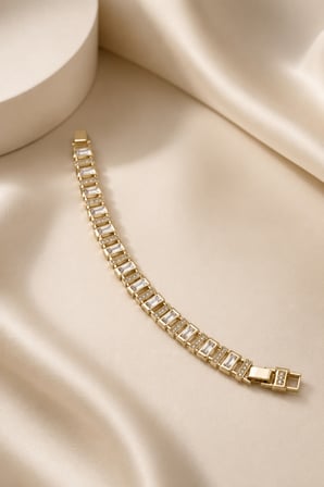 Balenbi Jewelry Kadın Baget Taşlı Geometrik Kararmaz Çelik Bileklik 1137 Gold Renk