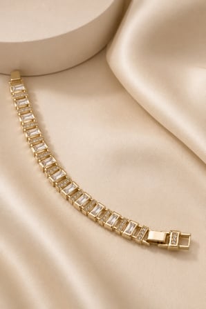 Balenbi Jewelry Kadın Baget Taşlı Geometrik Kararmaz Çelik Bileklik 1137 Gold Renk