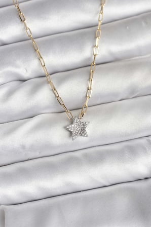 Pirinç Gold Renk Zincirli Zirkon Taşlı Minimal Yıldız Model Kadın Kolye 5886