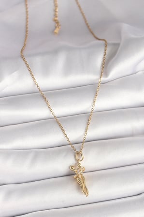 316L Çelik Gold Renk Zincir Sarılma Model Kadın Kolye 5886