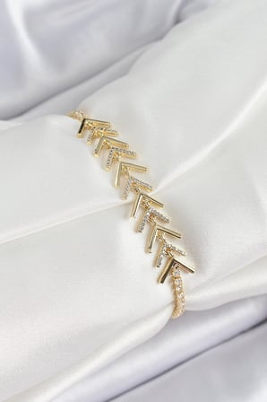 Pirinç Gold Renk Zirkon Taşlı Balık Sırtı Kadın Bileklik 5886