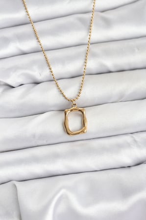 316L Çelik Zincir Gold Renk Model Kadın Kolye 5886