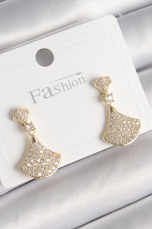 Pirinç Gold Renk Zirkon Taşlı Motif Model Kadın Küpe 5886