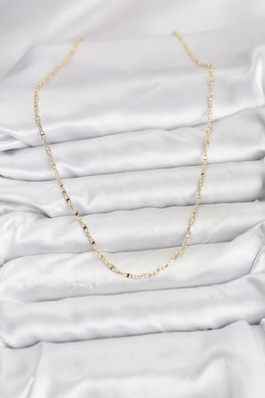 CM 14K Gold Renk Pirinç Gemi Zinciri Model Kadın Kolye 5886