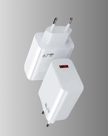 67W Süper Hızlı Şarj Adaptörü ve Kablo Seti – Güvenli Kompakt ve Ergonomik 