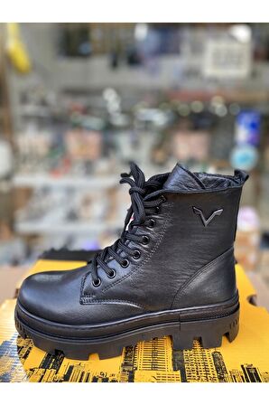 Hakiki Deri Fermuarlı Içi Tüylü Kadın Bot