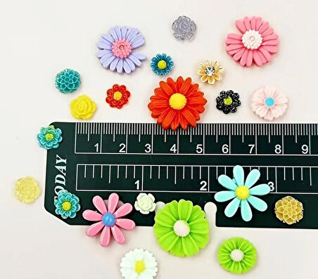 100 adet Renkli Reçine Papatya Çiçeği Şansları - Düz Arka Boncuklar DIY Takı,