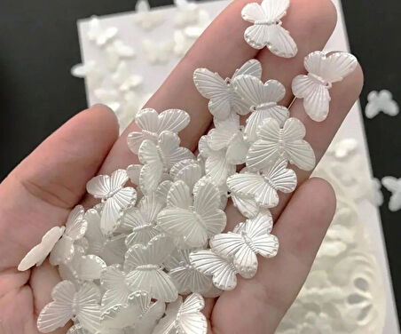 100 adet 22mm x 14mm İnci Akrilik Kelebek Boncuklar DIY Takı Yapımı için