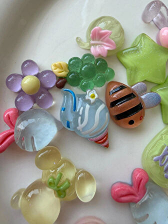 2D Düz 33 adet Karışık Renkli Reçine Boncuk - Kendin Yap El Sanatları Malzemeleri