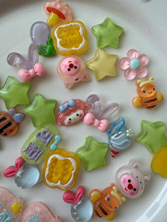 2D Düz 33 adet Karışık Renkli Reçine Boncuk - Kendin Yap El Sanatları Malzemeleri