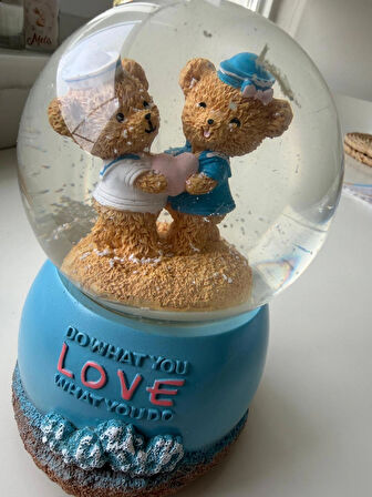 Ayıcıklı Elle Kurmalı Büyük Boy Kar Küresi Hediye Kutulu