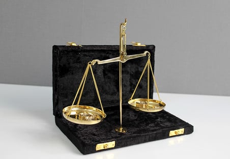 Özel Üretim Özel Tasarım Parçası Hediyelik Eşya Pirinç Terazi 40 Gr