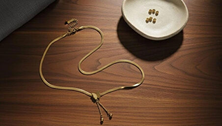 ESU KELEBEK  DETAY ZİNCİR KOLYE