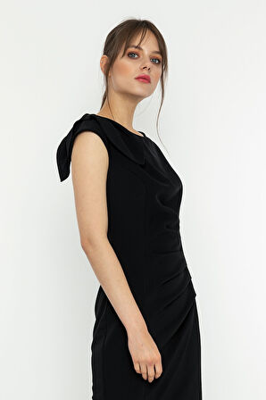 Omzu Kurdeleli Drape Detaylı Elbise-Siyah-44