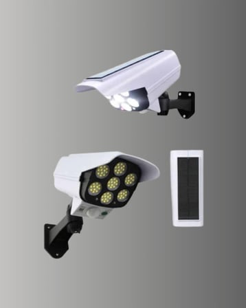 Güneş Enerjili LED Lamba + Güvenlik Kamerası Görünümlü– 5-8 m Hareket Algılamalı, Beyaz Işık