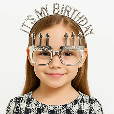 İt&amp;#39;s My Birthday Yazılı Taç ve Mum Şekilli Gözlük Seti Gümüş Renk