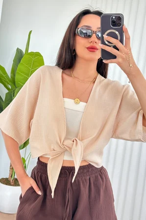 Bej Gündelik Boho Crop Bluz Derin Yaka İle
