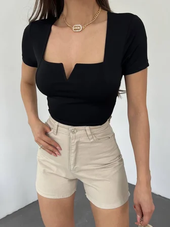 Siyah Seksi Dar Kesim Crop Bluz