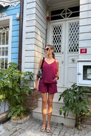 Bordo Bluz V Yakalı Ve Kolsuz Tasarım