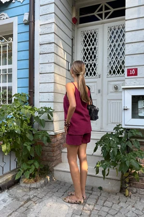 Bordo Bluz V Yakalı Ve Kolsuz Tasarım