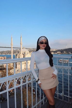 Bej Bodycon Mini Etek Kapaklı Cep İle