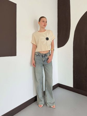 Bej Gündelik Çiçekli Kısa Crop Bluz Kısa Kollu