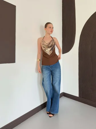 Kahverengi Payetli Halter Yaka Bluz
