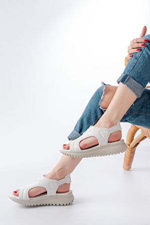 T-221 Beyaz  Spring Paraşüt Kumaş Lastikli Ortopedik Kadın Sandalet