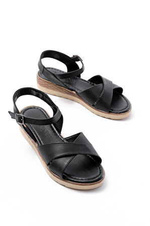 692-564 Siyah Ortopedik Taban Çapraz Tokalı Kadın Sandalet