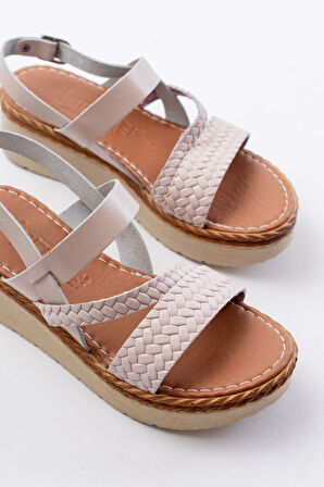 730-152 Bej Örgü Desenli Hakiki Deri Ortopedik Taban Kadın Sandalet