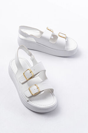 24413-572 Beyaz Günlük Dolgu Topuk Toka Aksesuarlı Kadın Sandalet