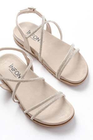 1001-1105 Bej Gümüş Taşlı Günlük Kadın Sandalet