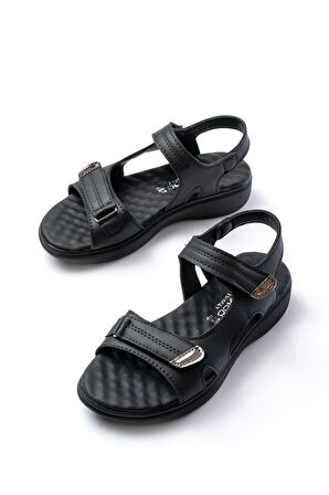 DM-363  Siyah Baret Cırtlı Dikişli Günlük Kadın Sandalet