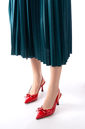 İNF-4500 Kırmızı Rugan Günlük Arkası Açık Fiyonklu Topuklu Kadın Ayakkabı