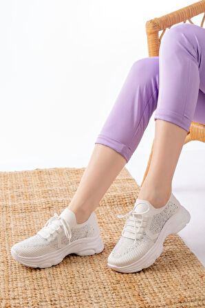 3002  Beyaz Bağcıklı Fileli Taş Aksesuarlı Günlük Spor Ayakkabı