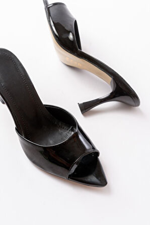 716 Siyah Rugan Sivri Burunlu Topuklu Kadın Terlik