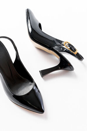 719 Siyah Rugan Sivri Burunlu Toka Detaylı  Topuklu Kadın Ayakkabı