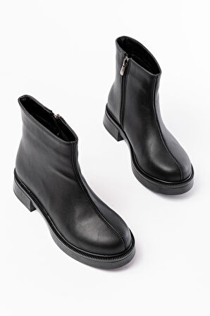 02-3033 Siyah Fermuarlı Günlük Kadın Bot